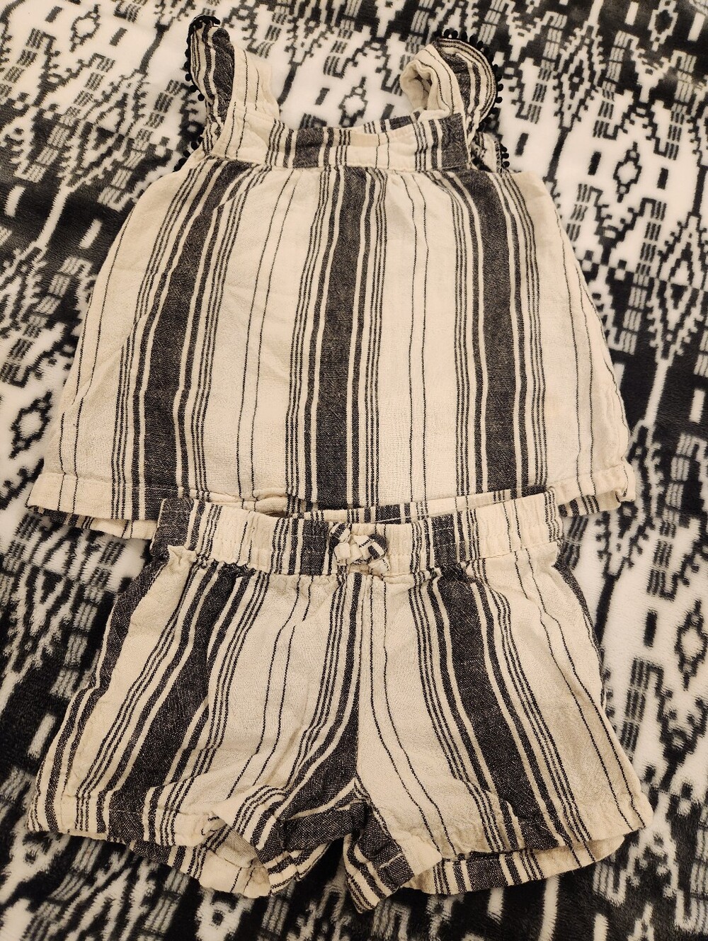 Carter's Black and Cream Striped Toddler Top & Shorts Set, Size 2T
